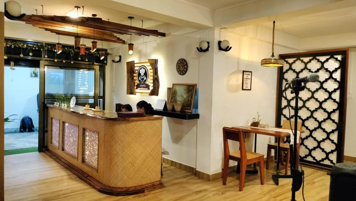 שילונג Aroma Inn מראה חיצוני תמונה