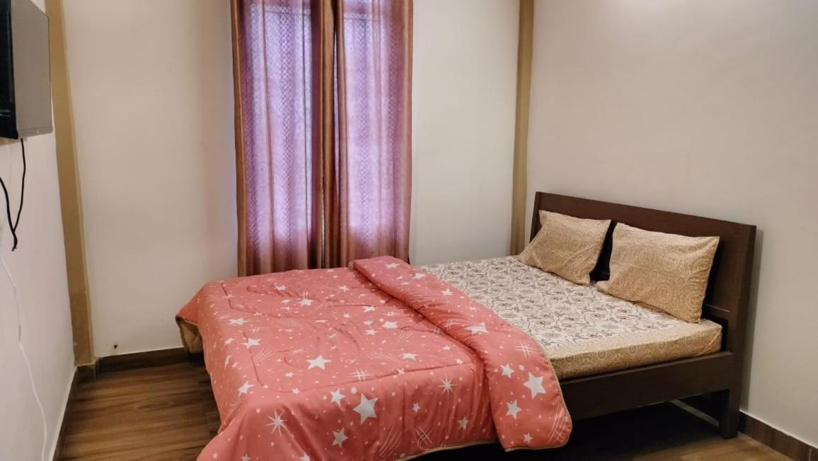 שילונג Aroma Inn מראה חיצוני תמונה