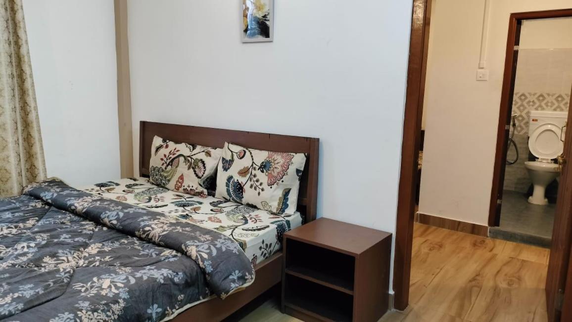 שילונג Aroma Inn מראה חיצוני תמונה