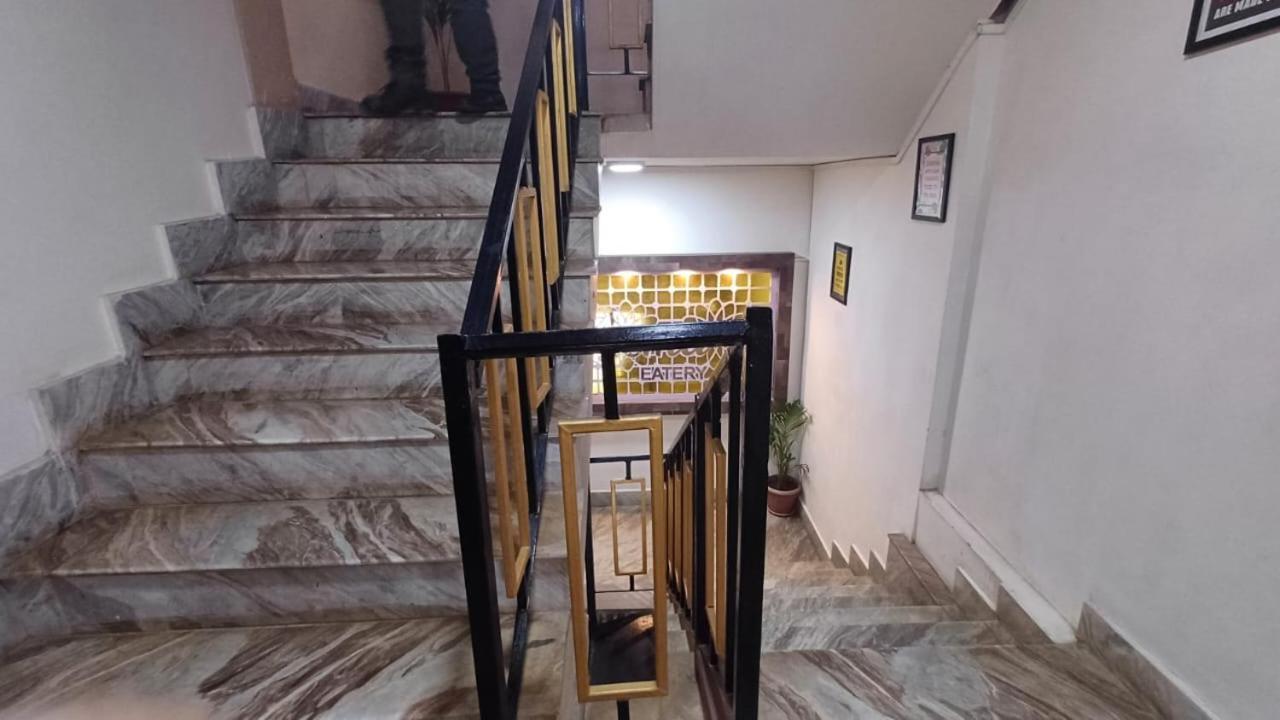 שילונג Aroma Inn מראה חיצוני תמונה