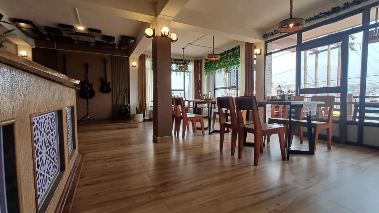 שילונג Aroma Inn מראה חיצוני תמונה
