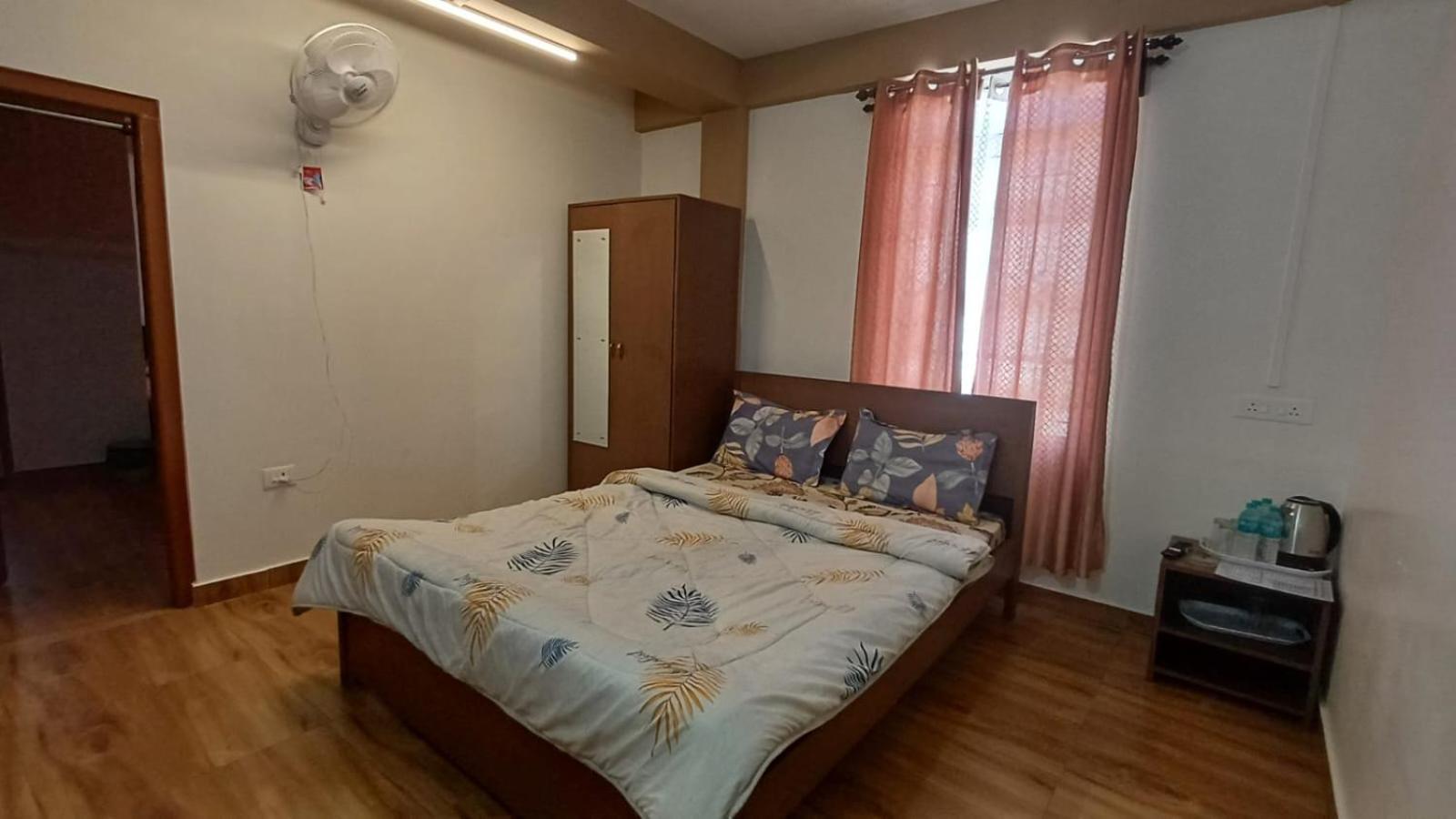 שילונג Aroma Inn מראה חיצוני תמונה