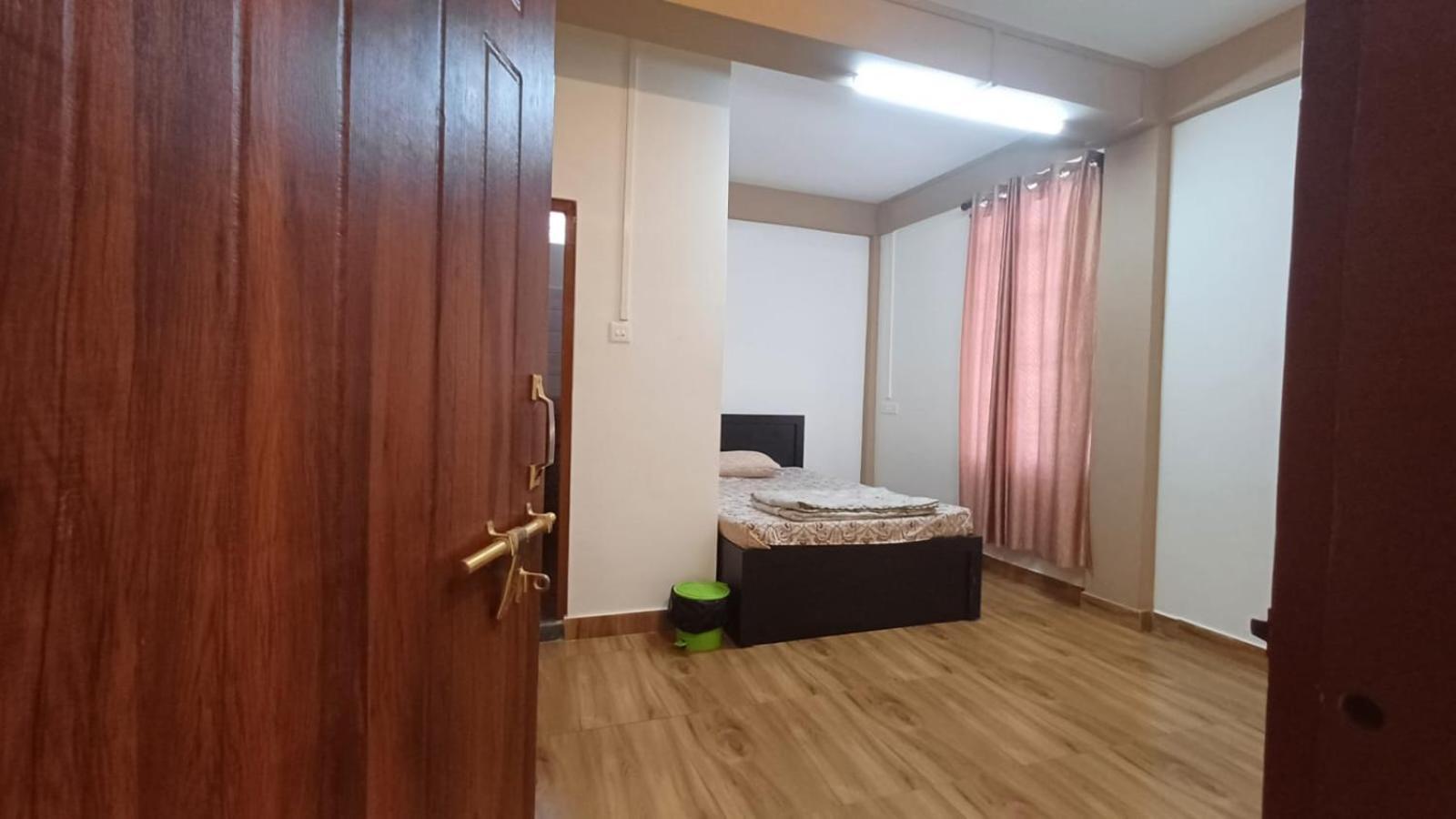 שילונג Aroma Inn מראה חיצוני תמונה
